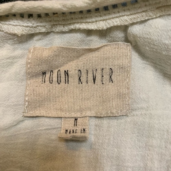 Moon River linen/cotton top, size M - Picture 3 of 8